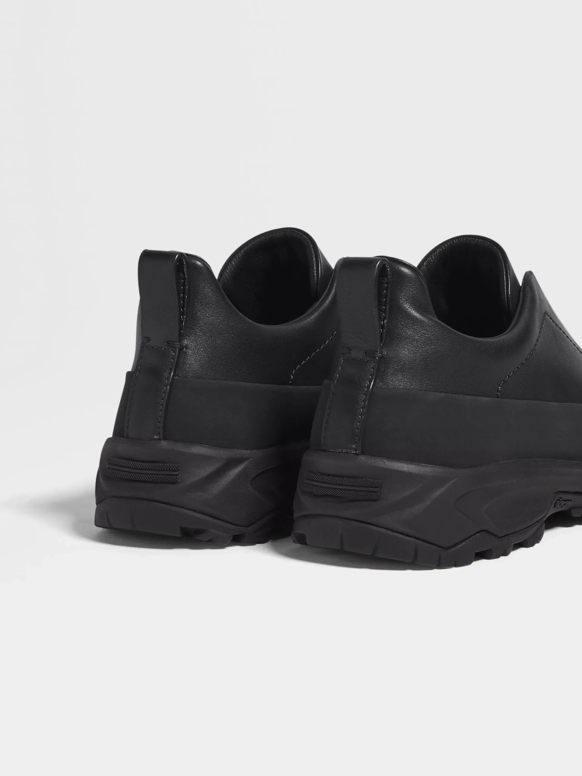 Travel In Style|Sneakers>ZEGNA Leather Triple Stitch™ Monte Sneakers Black