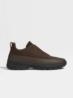 Travel In Style|Sneakers><noscript><img width=