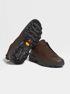 Travel In Style|Sneakers><noscript><img width=