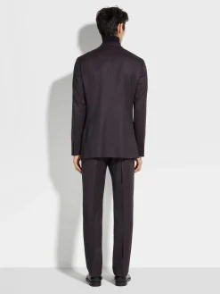 Suits><noscript><img width=