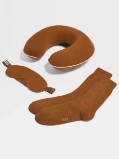Small Gifts|Travel In Style><noscript><img width=