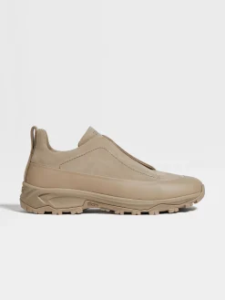Travel In Style|Sneakers><noscript><img width=